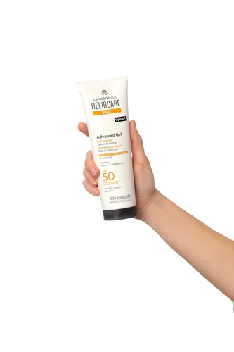 Vista 2 de Heliocare SPF 50 Gel 6.8 fl oz