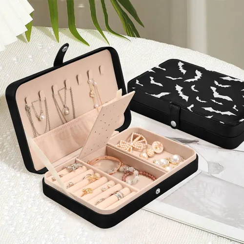 Vista 5 de Joyero de murciélagos de Halloween para mujeres y niñas, organizador de viaje de joyería de piel sintética, estuche de joyería pequeño portátil