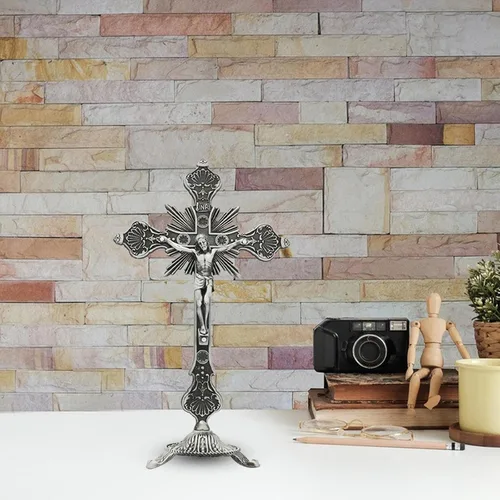 Vista 3 de Cruz de mesa de crucifijo de Jesús de metal, cruz de mesa católica con soporte para oraciones decoración del hogar, 10 pulgadas de alto, peltre