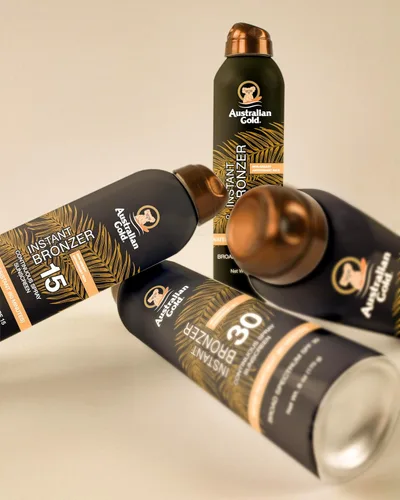 Vista 7 de Australian Gold - Protector solar en aerosol continuo con bronceador instantáneo SPF 15, brillo inmediato y secado rápido, amplio espectro