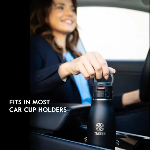 Vista 4 de Takeya Traveler - Taza de café de viaje de acero inoxidable con tapa abatible (17 onzas, rubor), taza aislada a prueba de fugas para café y té