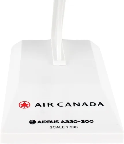 Vista 8 de Skymarks Daron Air Canada A330-300 1/200 2017 Livery SKR981, marrón