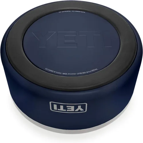 Vista 3 de YETI Boomer 8 - Tazón antideslizante y de acero inoxidable para perro, con capacidad de 64 onzas Azul marino