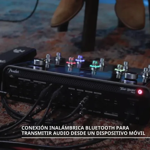 Vista 6 de Fender Tone Master Pro Multi-Effects - Estación de trabajo con pedal de guitarra Tone Master Pro Black Gig Bag (2 artículos)