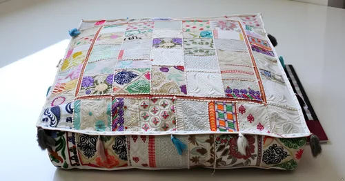 Vista 35 de CRAFT KALA Funda de Puf Tradicional de Retazos Cuadrada India Pufs de Sala de Estar India Otomana de Diseñador Bordada Decorativa Hogar Vida Rosa