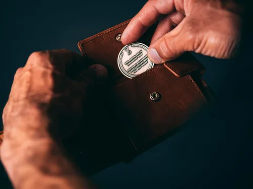 Vista 2 de STOIC STORE UK Memento Mori Coin Stoic, Momento Mori Coin – Moneda estoica de doble cara de 1.496 in – Monedas inspiradoras diarias para regalos