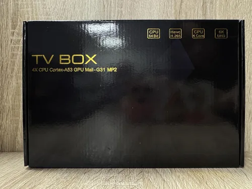 Vista 2 de Android TV Box 12.0, CPU de cuatro núcleos 4 GB RAM 32 GB ROM WiFi de doble banda, soporte 4K H.265 100 M Ethernet Bluetooth 5.0 puertos USB Smart