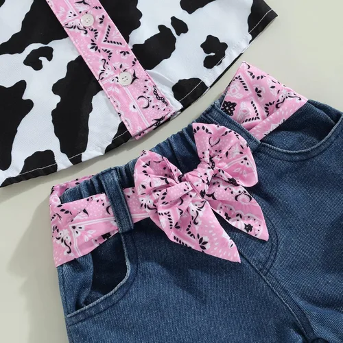 Vista 6 de Emmababy Trajes de mezclilla occidentales para niñas pequeñas, con volantes, sin mangas, con estampado de vaca, con botones, con cinturón