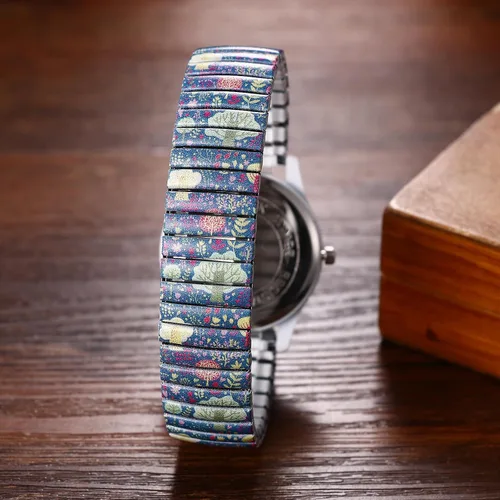 Vista 3 de Avaner Relojes de pulsera elásticos para mujer correa elástica impresa con gran número, analógico, cuarzo, fácil de leer, pulsera de pulsera