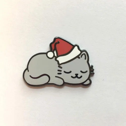 Vista 7 de Sleepy Christmas Kitty en Santa Hat Magnético Esmalte Aguja Minder