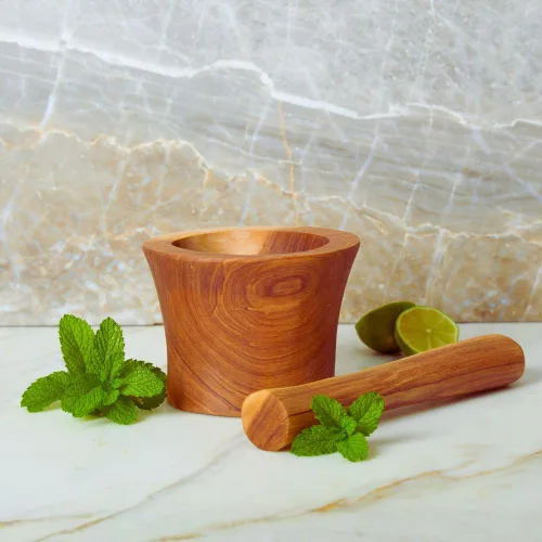 Vista 2 de Maja de mortero de madera de olivo, pequeña, 5 pulgadas de ancho