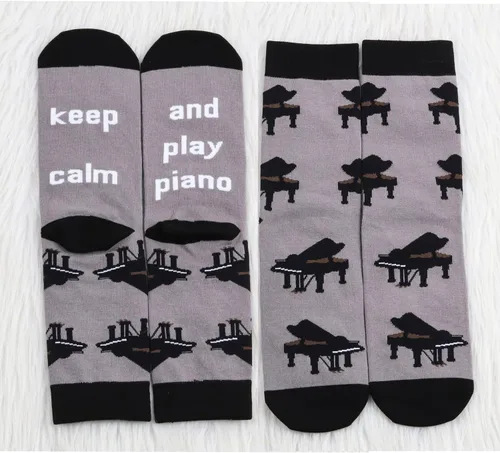 Vista 4 de MBMSO 2 pares de calcetines de piano Keep Calm and Play, regalos para pianistas, calcetines de músico, regalos para amantes del piano, regalos