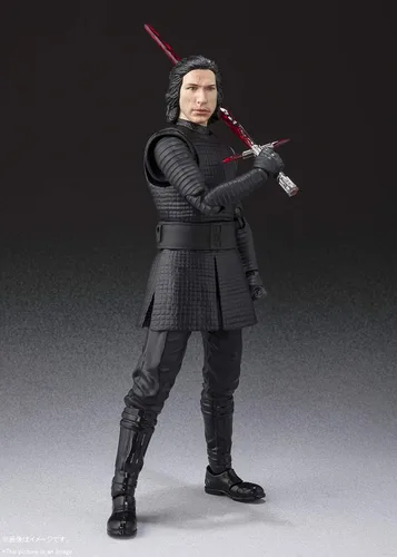 Vista 7 de S.H.Figuarts Star Wars Kylo Ren (Star Wars: The Rise of Skywalker) - Figura de acción pintada de PVC y ABS y tela de 6 pulgadas