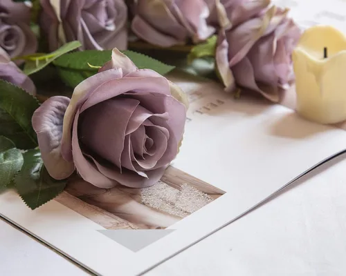 Vista 4 de DuHouse 10 rosas falsas de seda artificial, color morado otoñal Púrpura Otoño