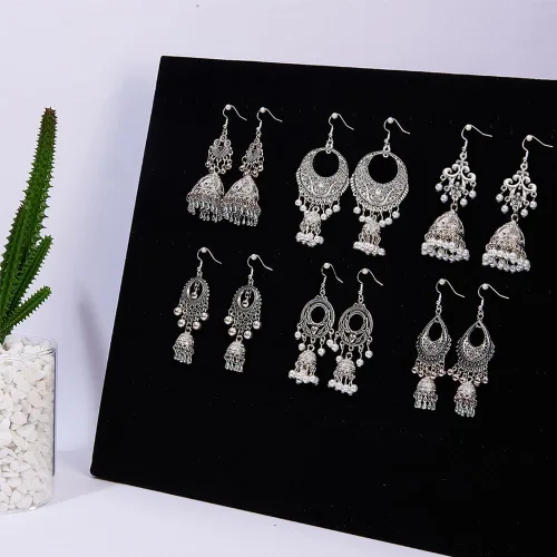 Vista 5 de SUNNYCLUE 1 caja de bricolaje 6 pares de aretes colgantes étnicos indios vintage, kit de fabricación de aretes colgantes Jhumka Jhumki Bollywood