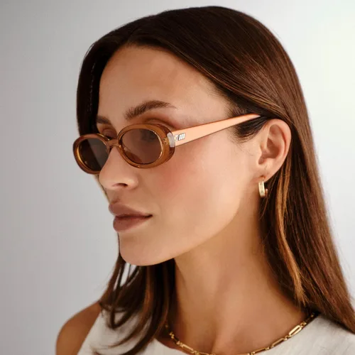 Vista 21 de Le Specs Gafas de sol OUTTA LOVE para mujer