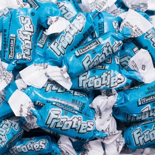 Vista 3 de Blue Value Size Candy Buffet - (aprox. 7.3 libras)