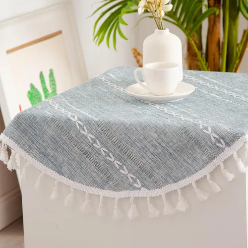 Vista 2 de Mantel Redondo Pequeño de Lino Rústico para Mesita de Noche con Rayas Bordadas Lavable Azul Cubierta de Mesa Estilo Granja con Puntadas y Borlas