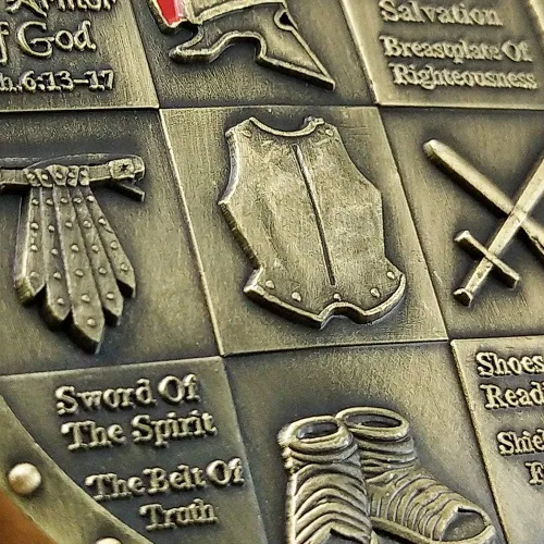 Vista 4 de Armadura de Dios EPH 613-17 Moneda de desafío Escudo de fe