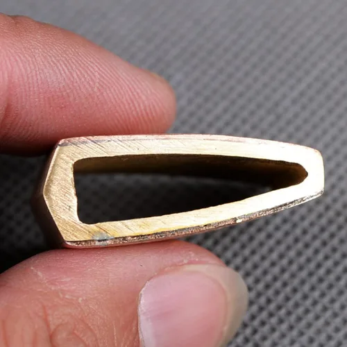 Vista 4 de Clip de collar Habaki de latón de alto grado para espada japonesa Katana Sword Blade