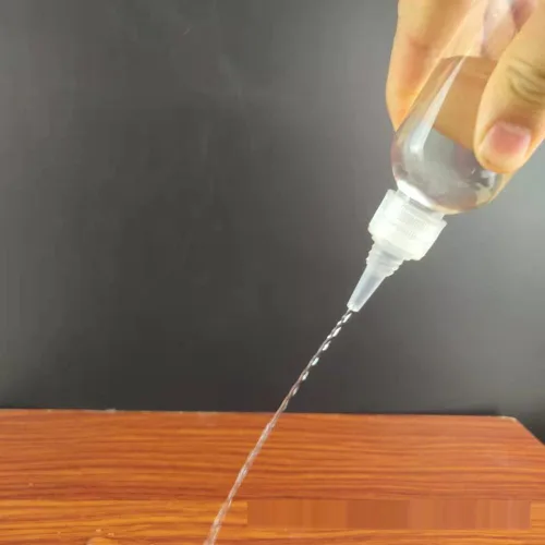 Vista 3 de lasenersm 6 botellas de plástico exprimibles de 2 onzas, botellas pequeñas de plástico, aplicador, mini botella vacía con tapa superior