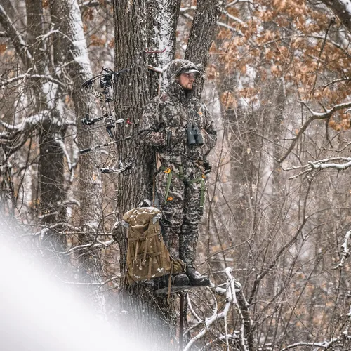 Vista 9 de First Lite Sanctuary 2.0 Insulated Jacket