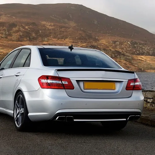 Vista 2 de Lámpara trasera izquierda compatible con Mercedes-Benz 2010 2011 2012 2013 Clase E Sedan E550 y E63 4 puertas AMG, lado exterior izquierdo