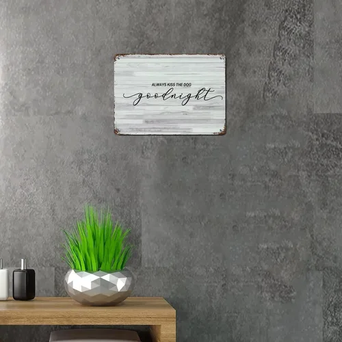 Vista 5 de LUIJORGY Cartel de metal con letras familiares con frase "Always Kiss The Dog" Goodnight" de grano de madera positiva, placa de metal retro