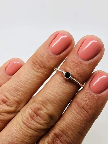 Vista 4 de Anillo redondo de amatista delicado plata de ley 925 Vintage Boho Chic