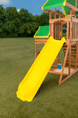 Vista 5 de Woodlands Cedar Backyard Playset con tobogán amarillo W: 13 pies 10 pulgadas de diámetro: 11 pies 3 pulgadas de altura: 9 pies 10 pulgadas 2