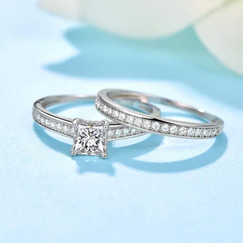 Vista 4 de AVECON Anillo de compromiso de corte princesa de 1.35 quilates de plata de ley 925 para mujer, juego de anillos de boda de circonita cúbica, tallas