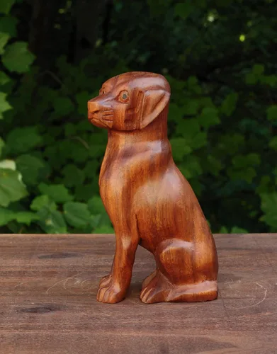 Vista 3 de G6 Collection Estatua de perro de madera tallada a mano de 8 pulgadas, escultura artística, decoración rústica para el hogar, decoración hecha a