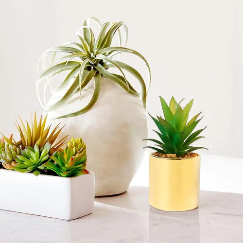 Vista 4 de Plantas artificiales suculentas de imitación de 7 y 5 pulgadas en macetas para decoración del hogar, juego de 2 macetas doradas