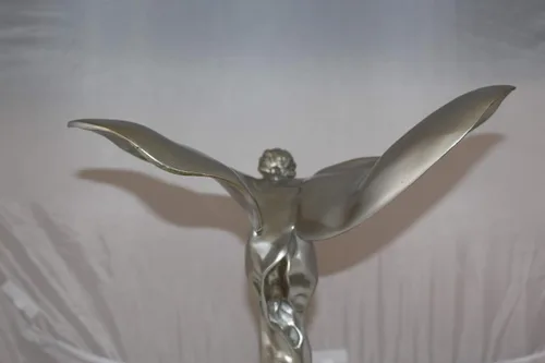 Vista 4 de Rolls Royce - Estatua de bronce grande - Tamaño: 14" L x 17" W x 18" H.