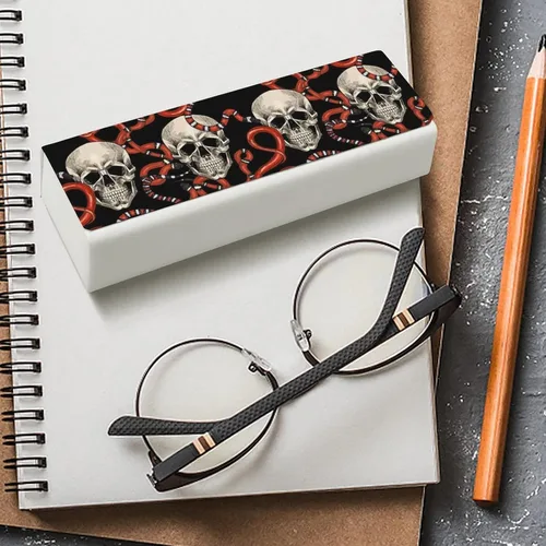 Vista 4 de Funda rígida para lentes de sol, diseño de calaveras y serpientes rojas, para hombre y mujer