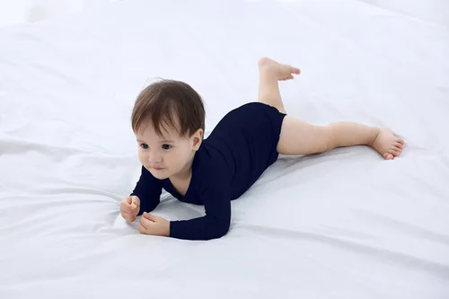 Vista 7 de Body de bebé con puños de manopla, body de bambú, pijama de manga larga para niño y niña