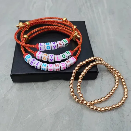 Vista 3 de YDJIA 2 pulseras de la amistad para concierto de Taylor, trajes de gira de época, álbum de música, karma medianoches, amante del folklore reputación