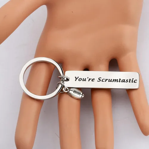 Vista 7 de Llavero de rugby con texto "You're Scrumtastic