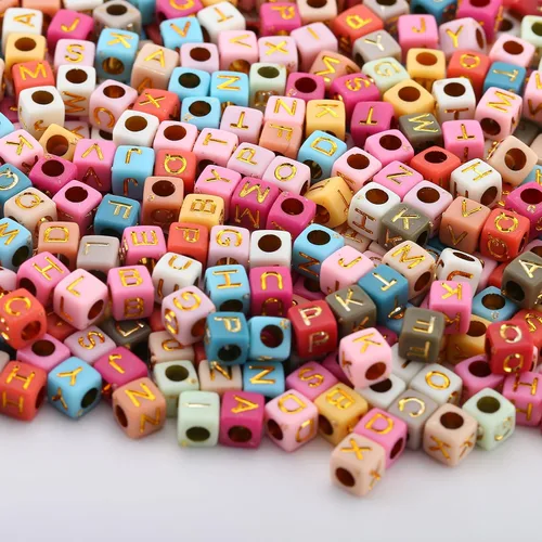 Vista 2 de 1000 cuentas acrílicas de letras pequeñas, cubo, letras acrílicas del alfabeto para hacer joyas, cuentas del alfabeto (colorido/dorado)