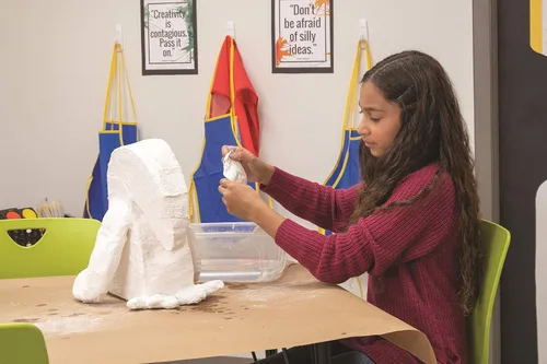 Vista 2 de Tiras de yeso no tóxicas para manualidades Plast'r Craft