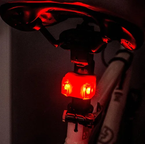 Vista 7 de StellarLights 300 Lumen Bicicleta Faro Gran Angular Mejor LED Bike Light Set