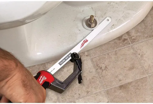 Vista 5 de Milwaukee 48-22-0012 Sierra compacta de mano con cambio de hoja sin herramientas (incluye hoja de 10 pulgadas)