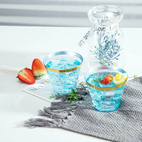 Vista 4 de LUODA 150 vasos de plástico azul, vasos desechables transparentes de 9 onzas con borde dorado, vasos de plástico con borde dorado, vasos de plástico