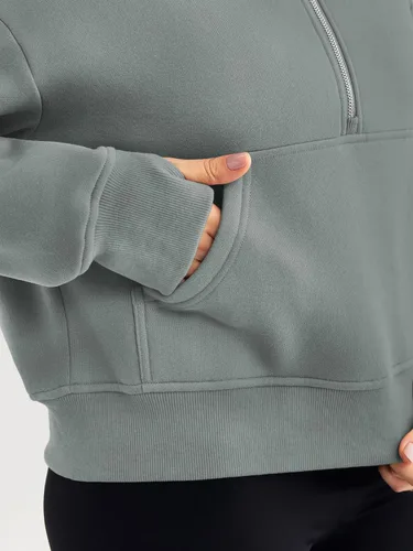 Vista 4 de Trendy Queen Sudaderas con capucha para mujer, con cremallera de un cuarto, sudaderas de gran tamaño, media cremallera con bolsillos, ropa de otoño