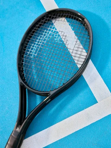 Vista 4 de HEAD Speed Pro Legend 2025 Tennis Racquet Strung Mid Tension with Velocity 16G String