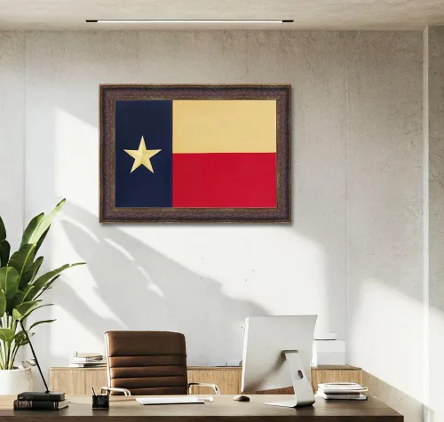 Vista 2 de R&R Marco grande de la bandera de Texas, arte de pared con marco occidental rústico real