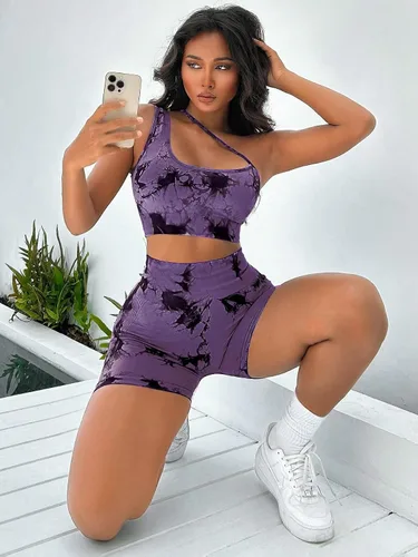 Vista 3 de SOLY HUX Conjunto de entrenamiento para mujer, 2 piezas, sin costuras, con un hombro, brasier deportivo, pantalones cortos de cintura alta