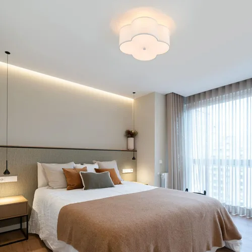 Vista 3 de Lámpara de techo semiempotrada, moderna lámpara cercana al techo con pantalla de tambor de tela blanca crema para guardería, habitación de niños