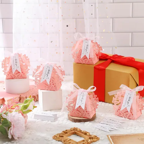 Vista 4 de Cholemy Paquete de 100 cajas de regalo de mariposa para baby shower, caja de regalo de mariposa pequeña con tarjeta de agradecimiento y cinta