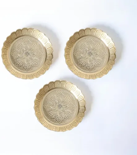 Vista 14 de Shubhkart Juego de platos Nakshi de latón macizo de alta calidad (3 tamaños: L/M/S) – Platos decorativos de Puja hechos a mano para Aarti, templo